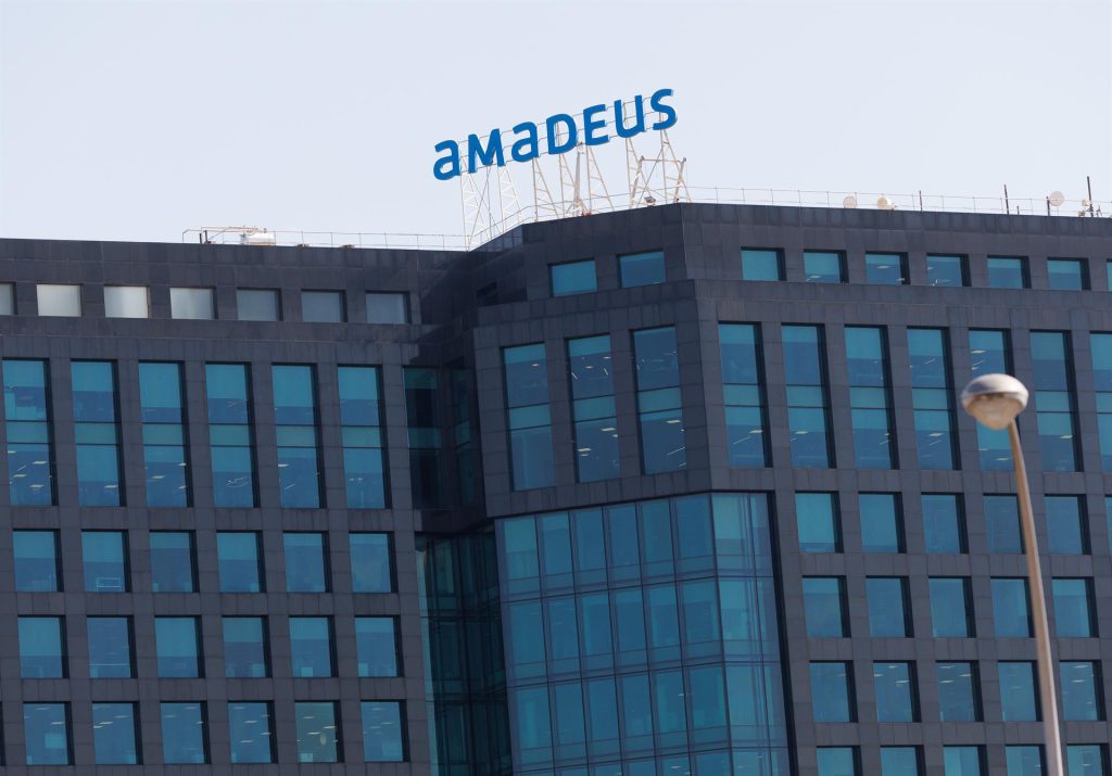 Amadeus cae un 5,52% en Bolsa tras la rebaja de recomendación por parte de CaixaBank BPI