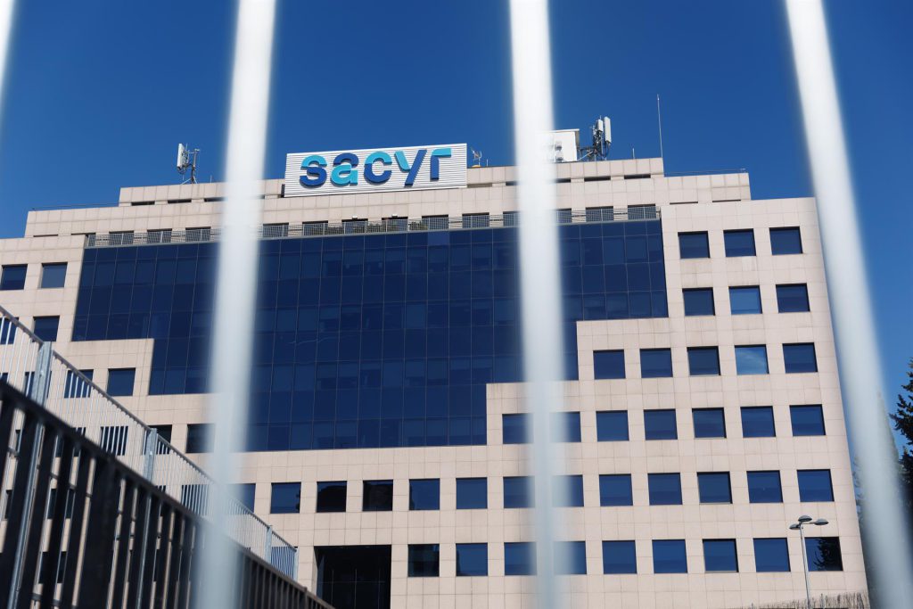 (AMP) Sacyr eleva un 39% su beneficio en 2023, hasta los 153 millones de euros